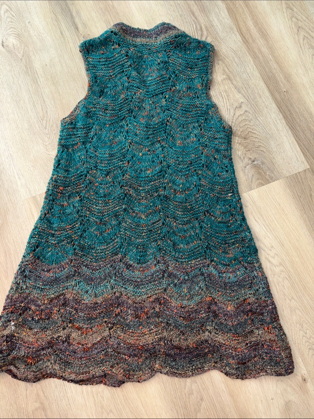 Coldwater Creek Wave Knit Sleeveless Duster Sweater Vest size medium wool cozy - Picture 4 of 7